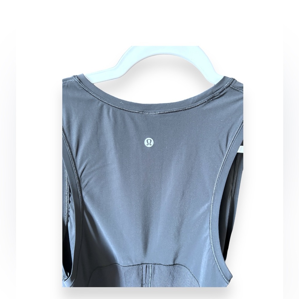 Lululemon Mesh Open Back Tank Top in Black - Picture 4 of 7